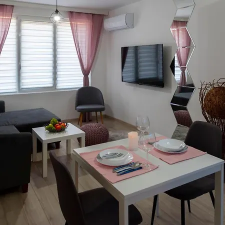 Sos Comfort Διαμέρισμα Μπουργκάς