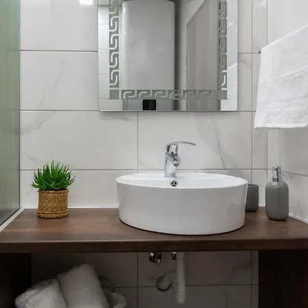 Sos Comfort アパート *